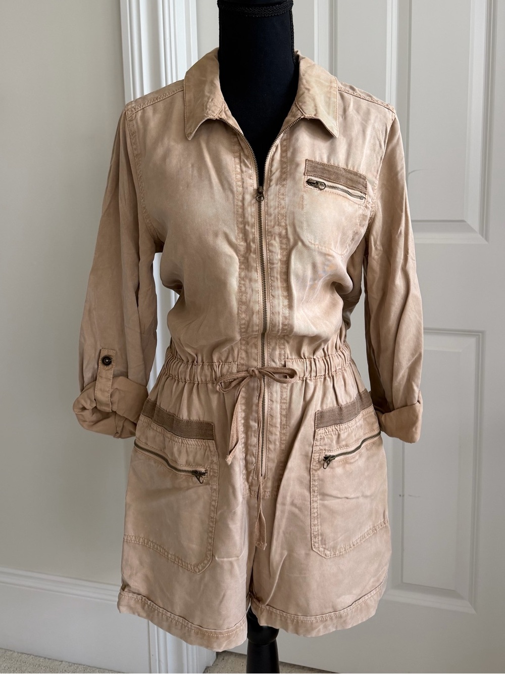 Anthropologie Ivy Utility Romper in Tan, Small